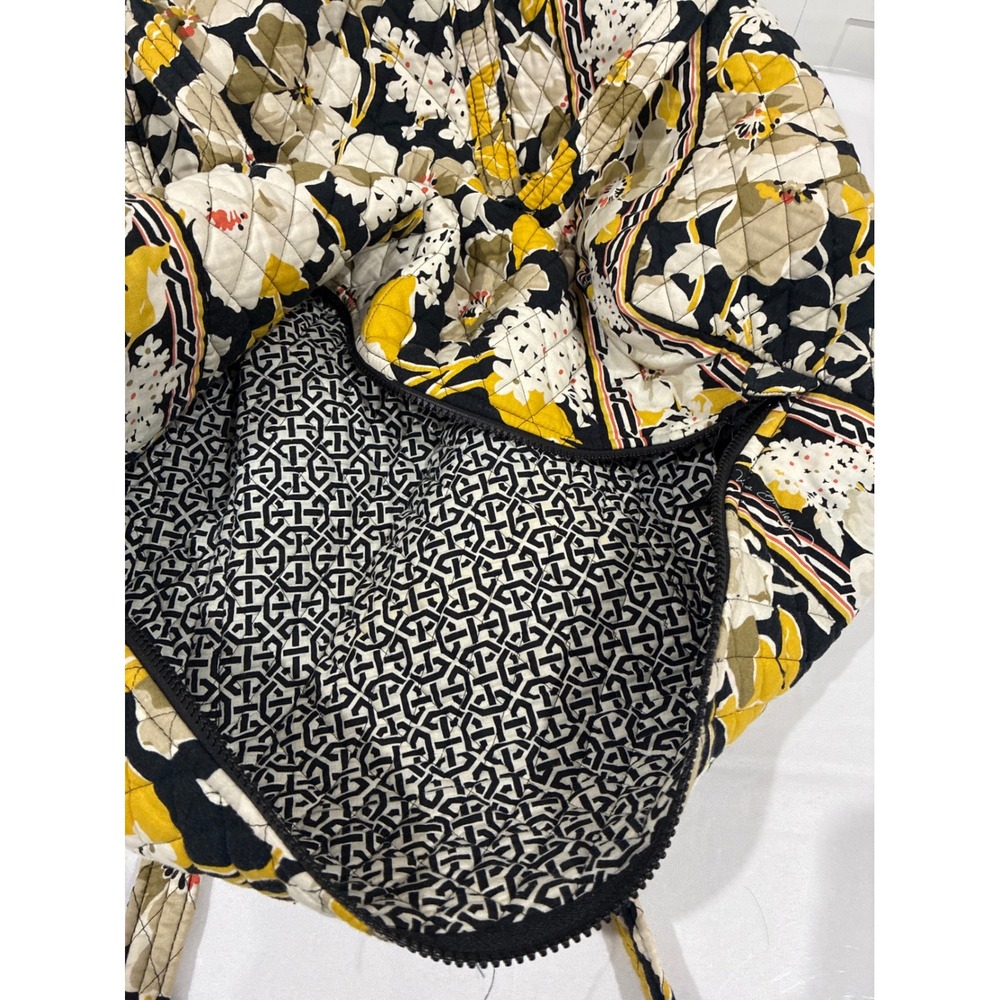 Vera Bradley Retired Dogwood Quilted Large Duffel Bag Yellow Floral Travel - Picture 9 of 9